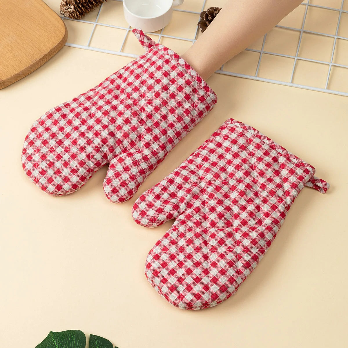 4pc Set Heat Resistant Baking Gloves