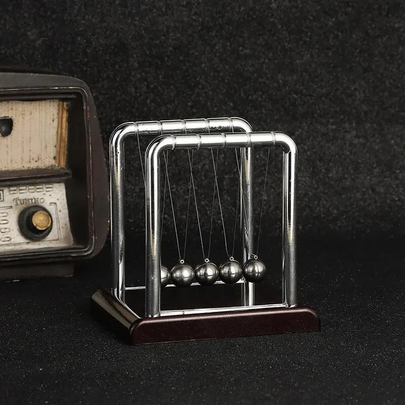 Newton’s Cradle Steel Ball Desktop Toy